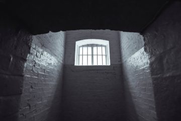 Relatos desde las Celdas: Excarcelados de Venezuela Rompen el Silencio